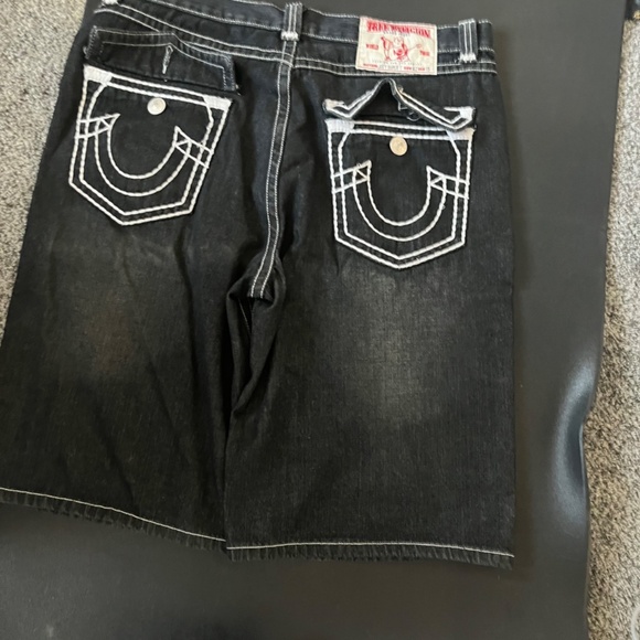 Tru Religon - Picture 2 of 2